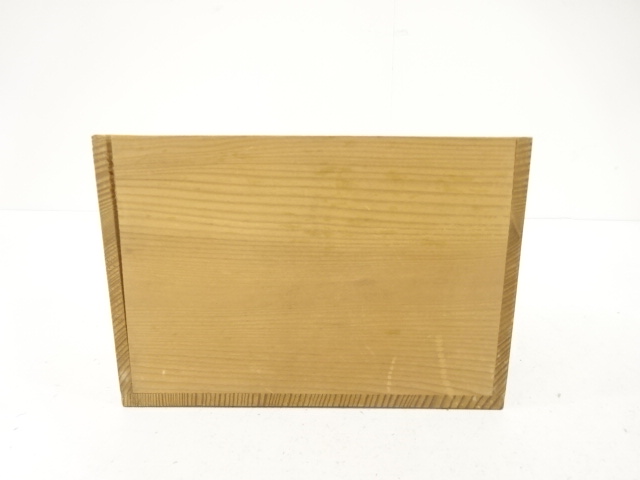  駒形米山造　唐銅製　建水